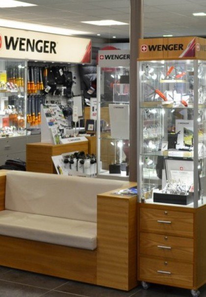 Tienda en fábrica - Delémont Suiza