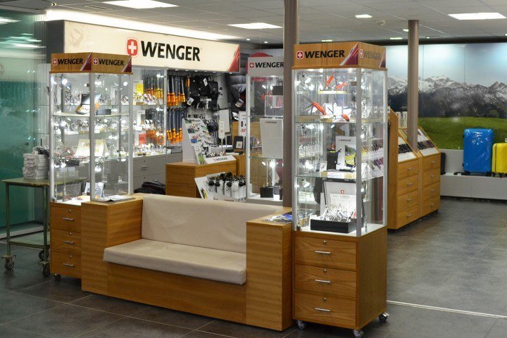 Tienda en fábrica - Delémont Suiza Tienda en fábrica - Delémont Suiza