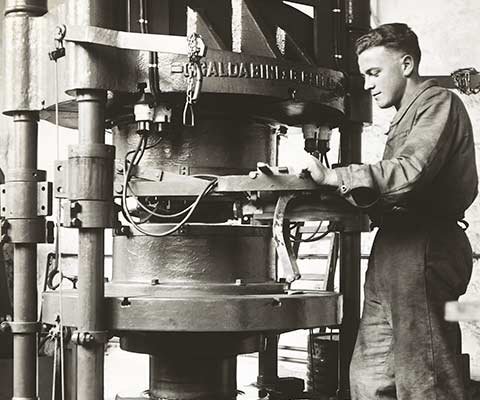 Máquina de Prensa Hidráulica