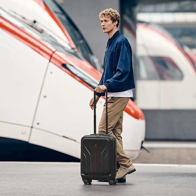 Wenger Amplix Carry-On